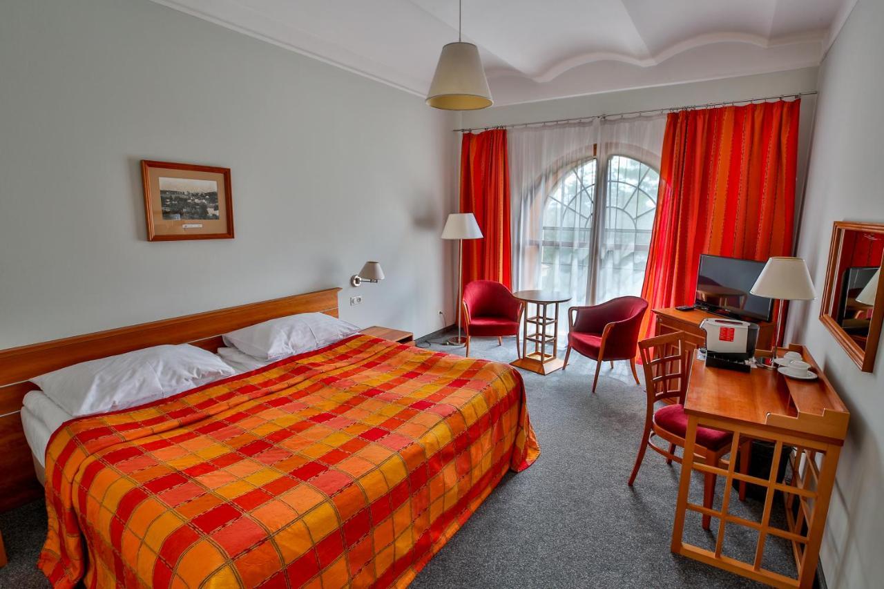 Lh Hotel Dvorak Tabor Congress & Wellness Экстерьер фото