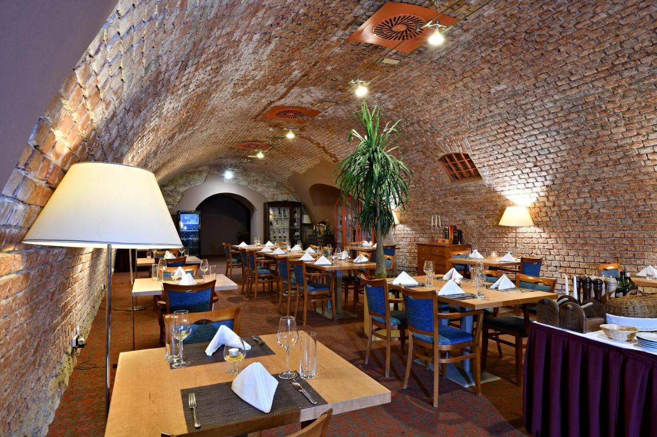 Lh Hotel Dvorak Tabor Congress & Wellness Экстерьер фото